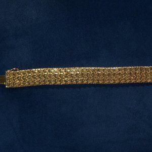 80% OFF NEW GORGEOUS "ETERNAL LOVE" ITALIAN BRACELET